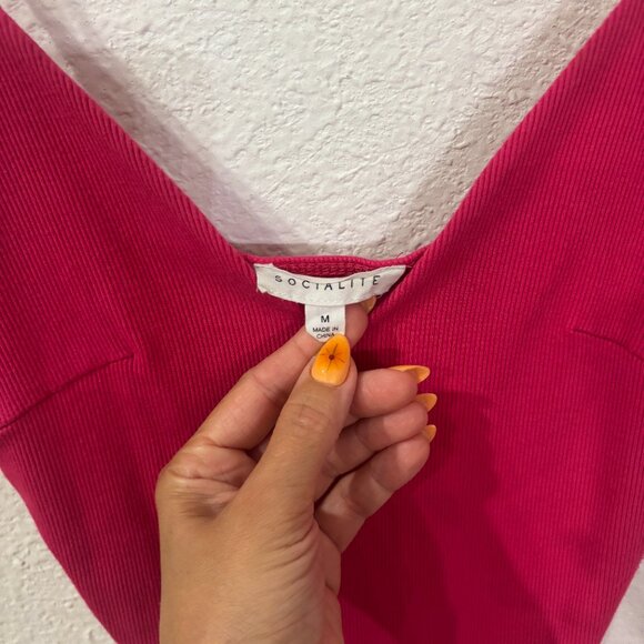 Socialite Pink V Neck Tank Top Bodysuit - Picture 3 of 4